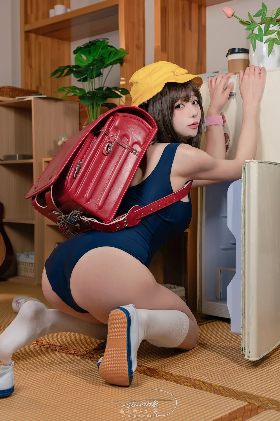 咬一口兔娘 - 24年06月 奶嘴死库水 [73P,1V-683MB] tg@simisebaisi 【丝足阁】022.webp